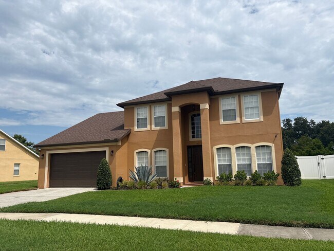 Foto del edificio - 353 Lake Amberleigh Dr