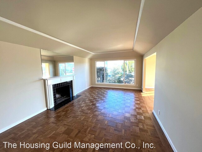 Building Photo - 3 br, 2 bath House - 4000 Ocean Avenue