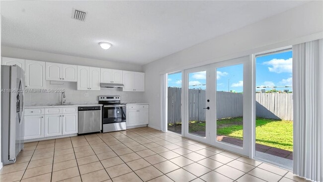 Foto del edificio - 4208 SW 136th Pl