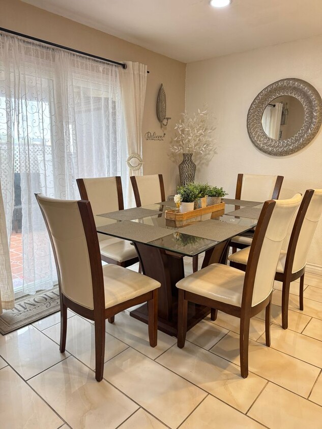 Primary Photo - 2 Bed | 1 Bath | In-unit Laundry | Private...
