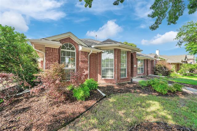 Building Photo - 421 Parkshire Dr