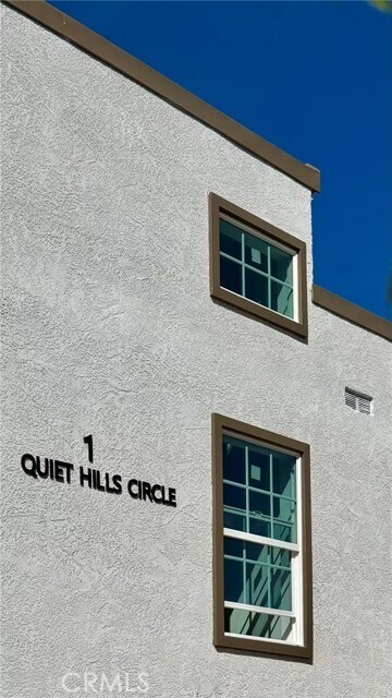 Building Photo - 1 Quiet Hills Cir