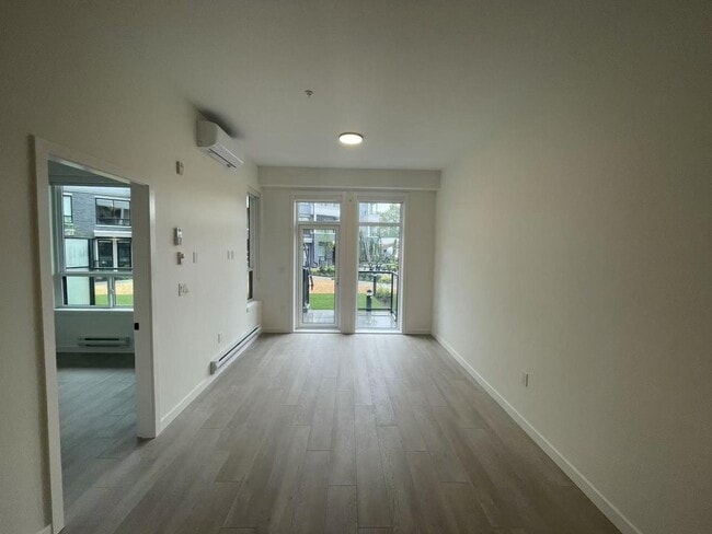 Building Photo - 6270 Gooseberry Dr