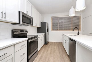 Interior Photo - Millhouse