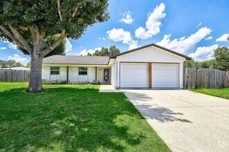 Building Photo - 2312 Windsor Ct