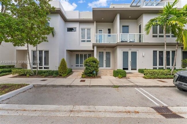 Photo - 10415 NW 64th Ter th 10415 Townhome