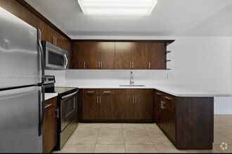 Building Photo - 6940 Miami Gardens Dr