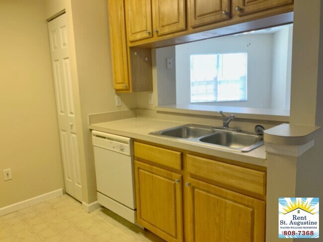 Foto del edificio - 3015 Aqua Vista Ln