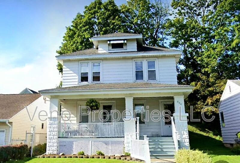 Primary Photo - 800 Chestnut St