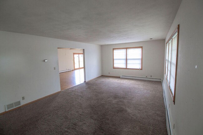 Foto del edificio - 1303 E Smiley Ln