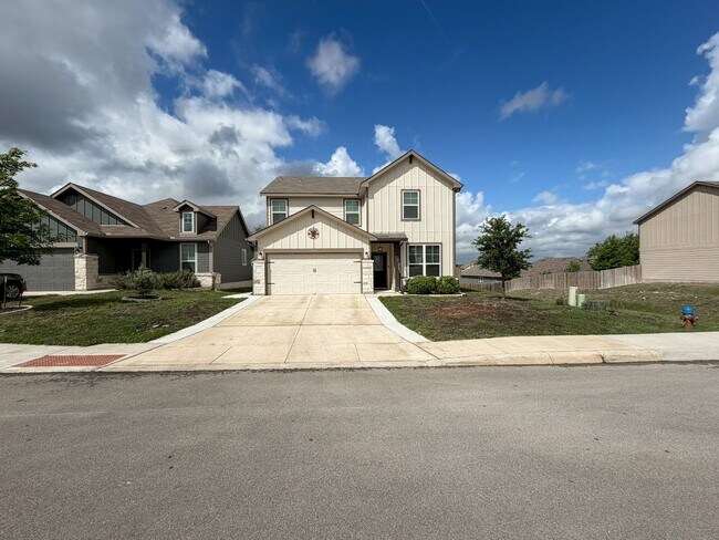 Building Photo - Well Maintained 3 bedroom 2.5 bath in COMAL ISD!
