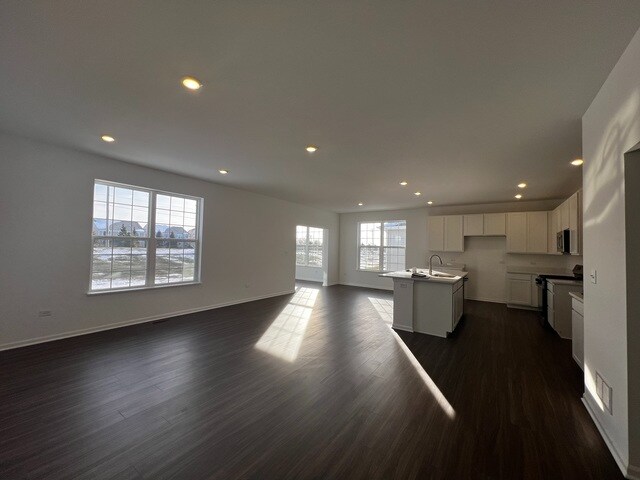 Foto del edificio - 14913 Dyer Ln