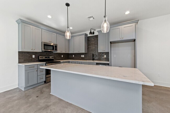 Foto del edificio - 409 Highland Park Ln