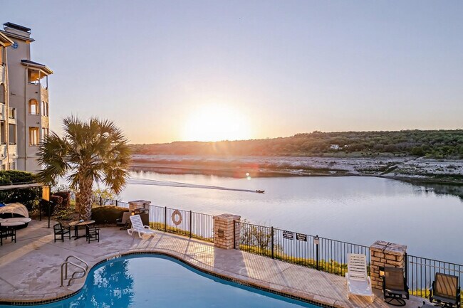 Building Photo - 3308 Parliament Cove