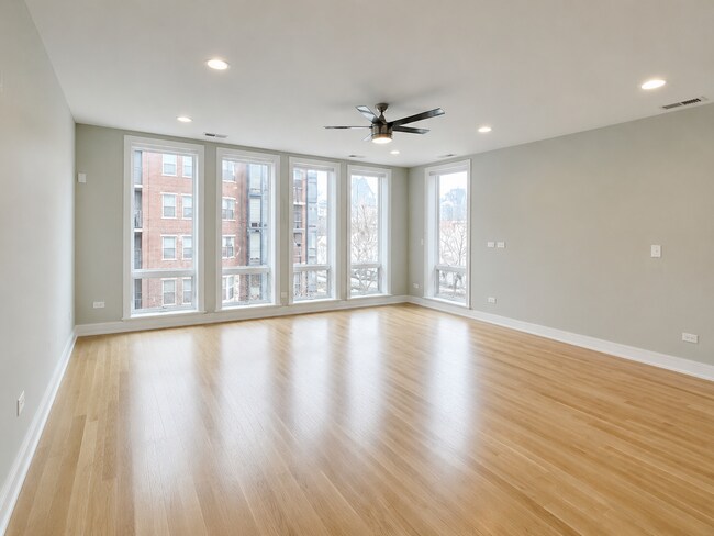 Foto del edificio - 1008 N Larrabee St