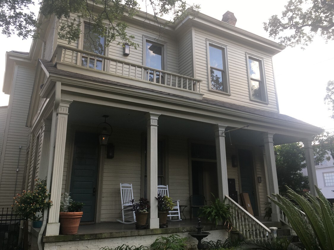 La Maison Madelaine - 4436 St Charles Ave