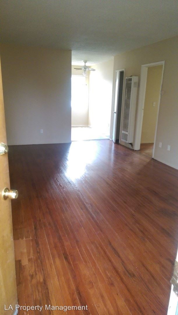 Building Photo - 14735 Blythe St