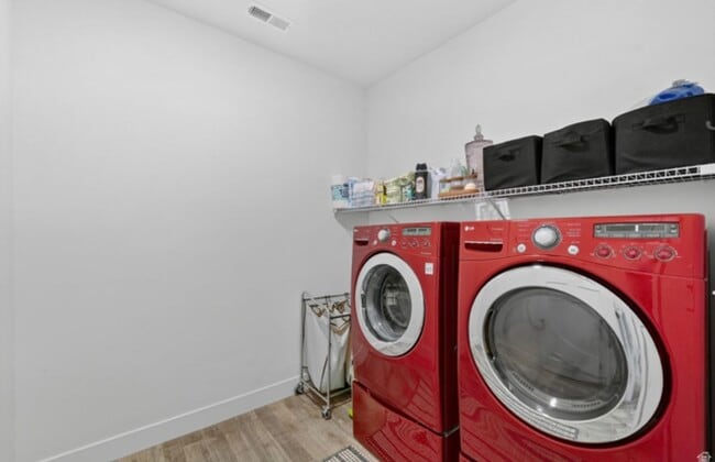 Foto del edificio - 1965 N 3410 W