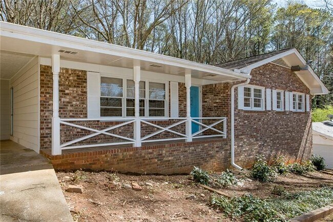 Building Photo - 3905 Artist View Dr