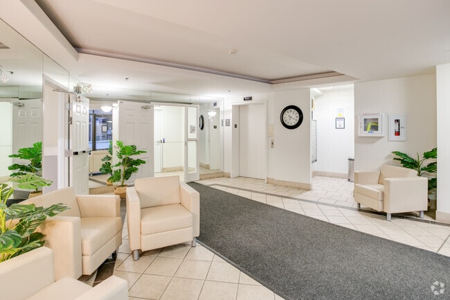 Lobby Photo - Mill Creek Estates