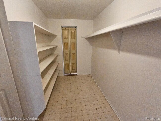 Foto del edificio - 29576 City Center Dr