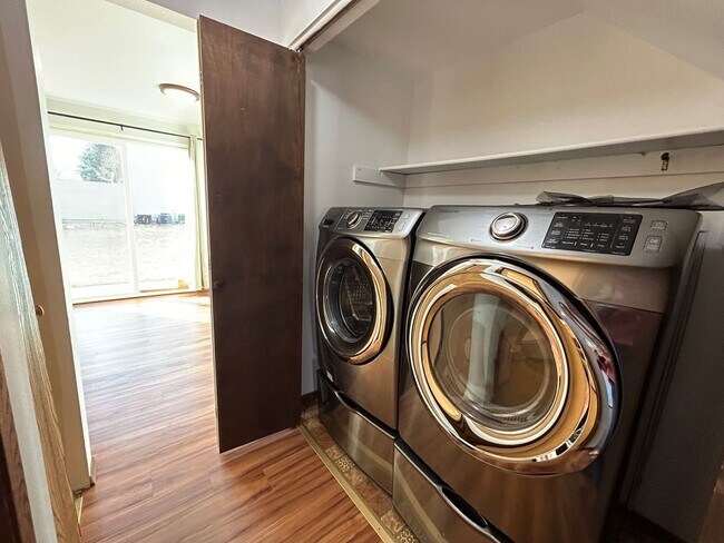 Foto del edificio - Charming 2-Bedroom Townhome in Loveland