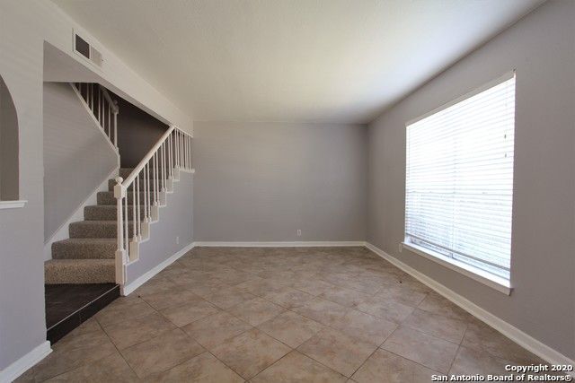 Foto del edificio - 9224 POWHATAN DR