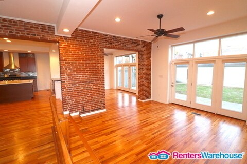 Foto del edificio - 4435 Oakland Ave