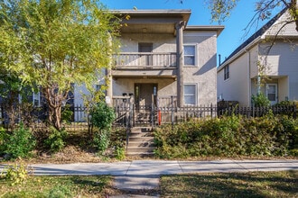 Building Photo - 3105 4th Ave S