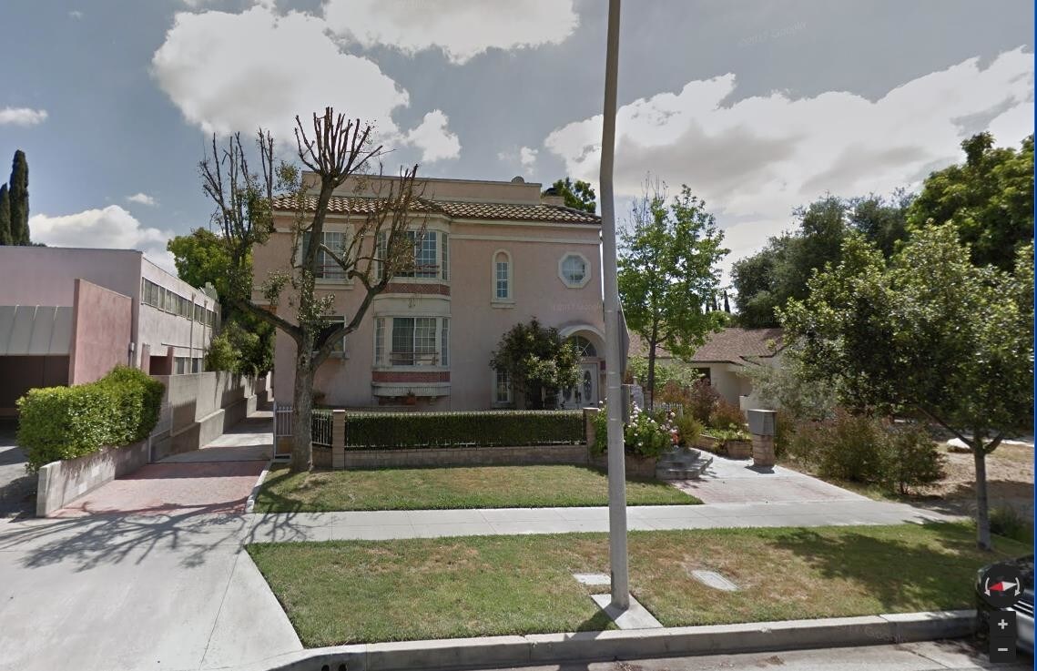 Primary Photo - 1159 Huntington Dr