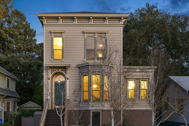 Foto del edificio - 1418 Cottage St