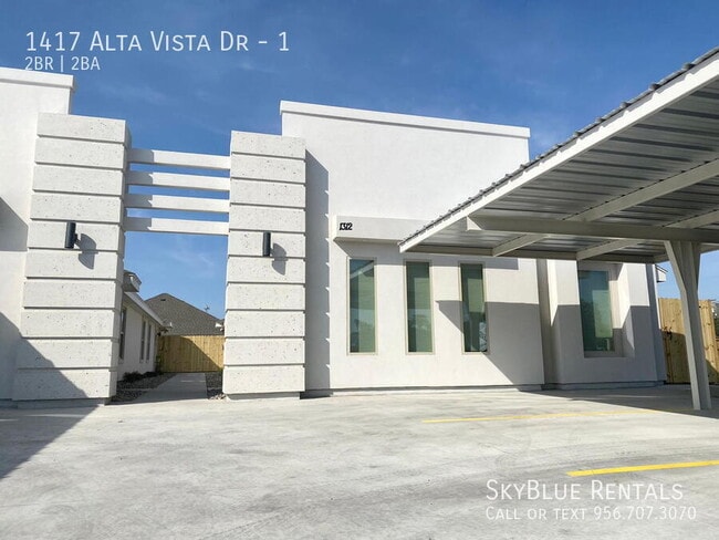 Building Photo - 1417 Alta Vista Dr