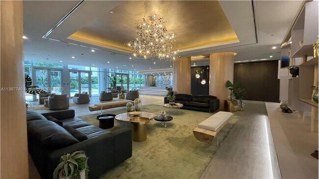 Foto del edificio - 488 NE 18th St