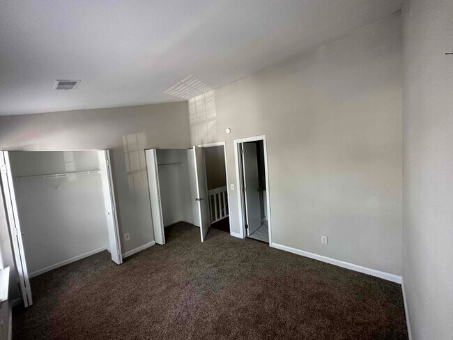 Foto del edificio - 6356 Windsor Gate Ln