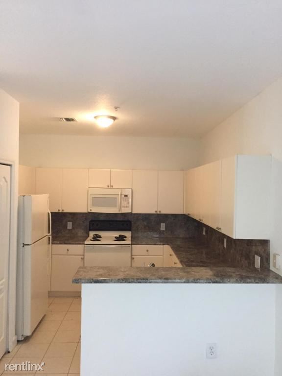 Building Photo - 1117 Shoma Dr