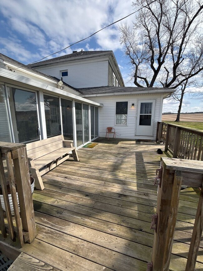 Foto del edificio - 4 Bedroom, 2 Bathroom House