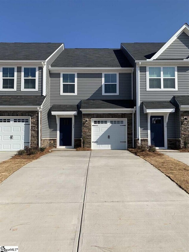 20 Willowmere Way, Simpsonville, SC 29681 Condo for Rent in