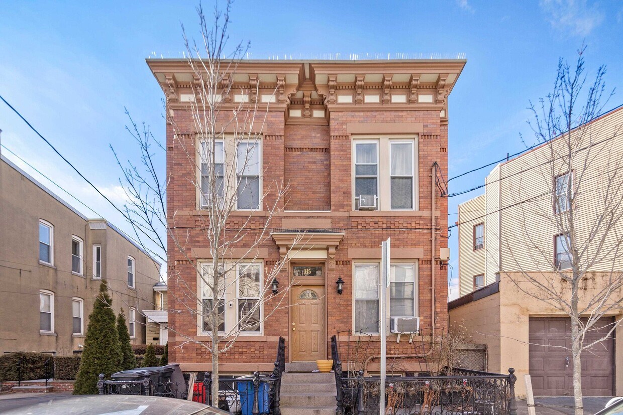 115 Maple St Unit 2L, Weehawken, NJ 07086 Condo for Rent in Weehawken