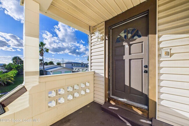 Foto del edificio - 106 Sunrise Ave