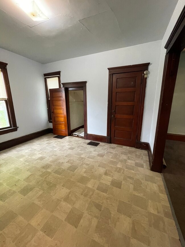 Dinning Room - 750 8th St