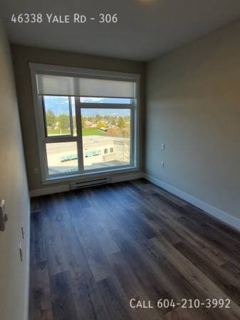 Building Photo - Stylish 3rd Floor Condo with Great View