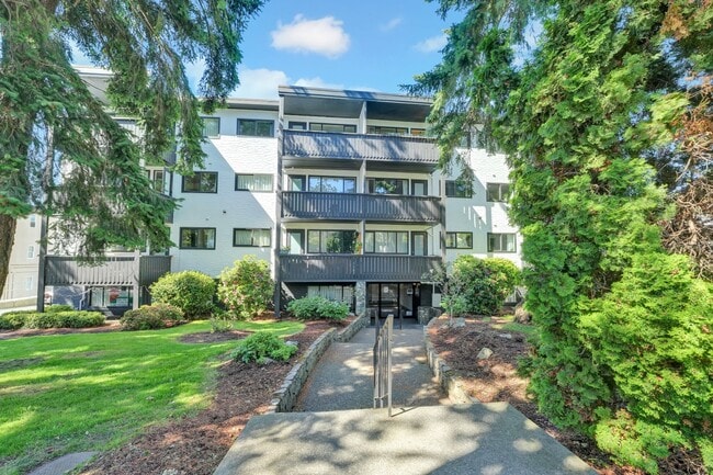 Building Photo - Green Acre Apartments