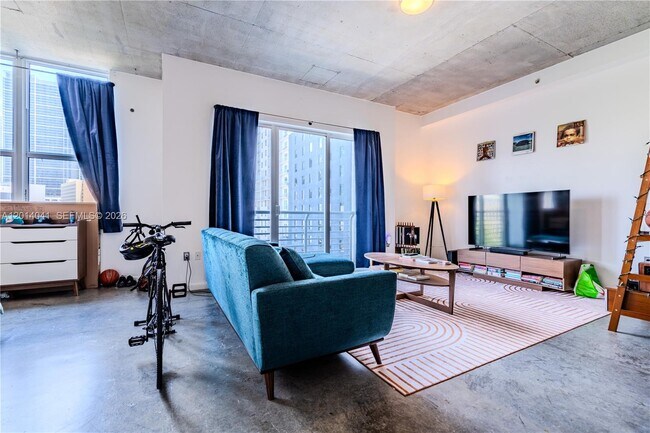 Foto del edificio - 133 NE 2nd Ave