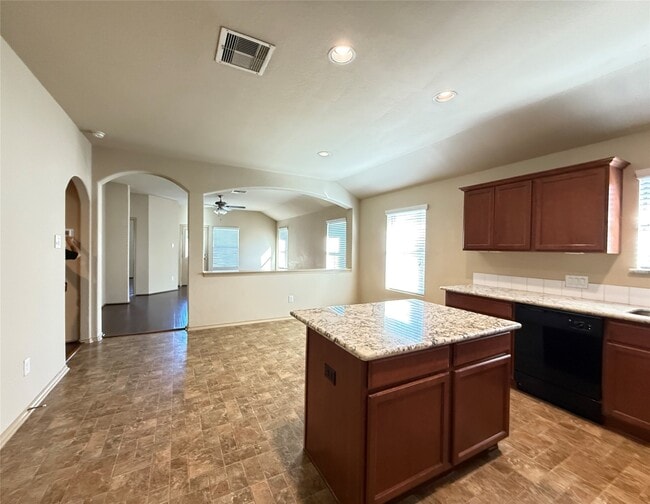 Building Photo - 24210 Silversmith Ln