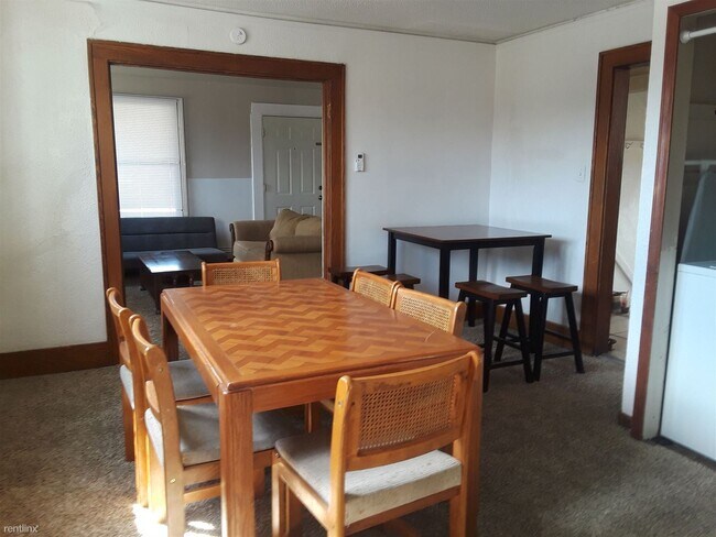 Foto del edificio - 6 br, 2 bath House - 149 Hill St 149 Hill ...