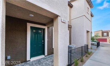 Building Photo - 6956 Honor Hl St