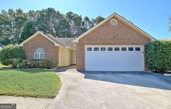 Building Photo - 250 Landing Dr