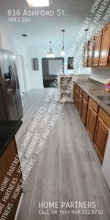 Building Photo - Rent to Own Home - Down Payment $7,000 - N...