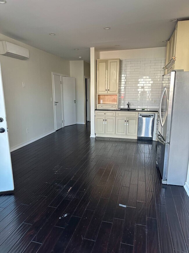 Foto del edificio - 560 Fountain Ave