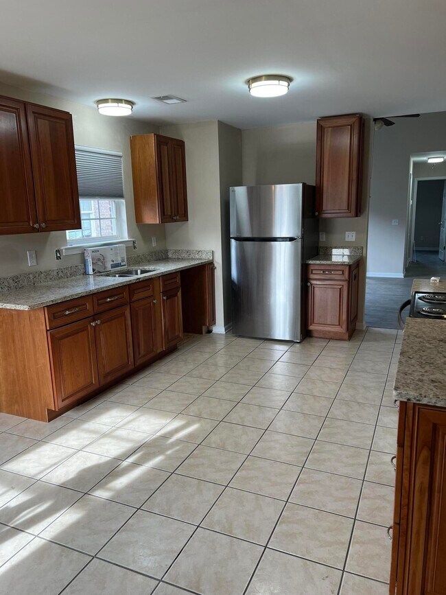Foto del edificio - 601 Sherard Cir